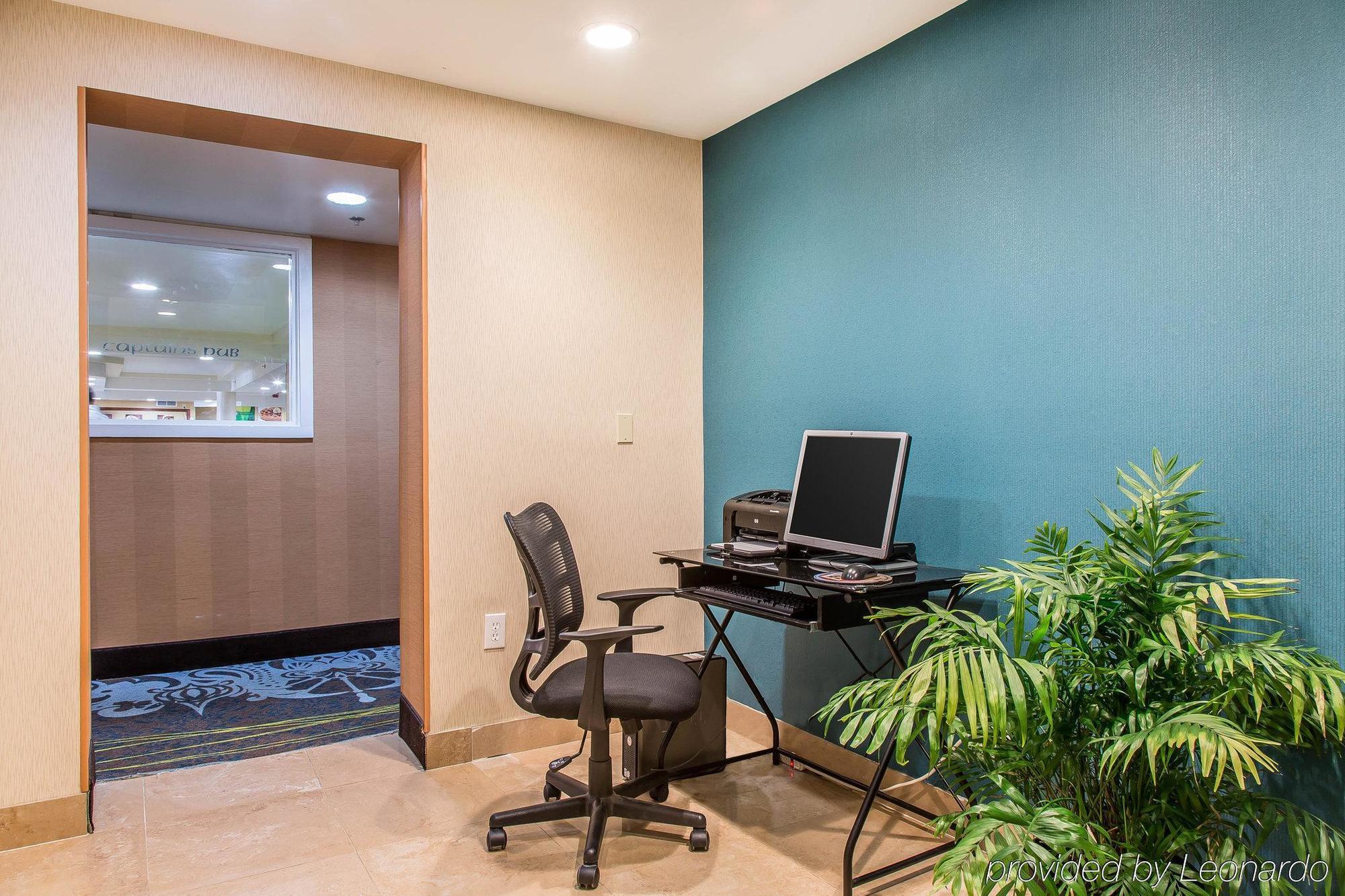 Quality Inn & Suites Middletown - Newport Εξωτερικό φωτογραφία